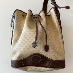 Authentic vintage Gucci bucket bag.